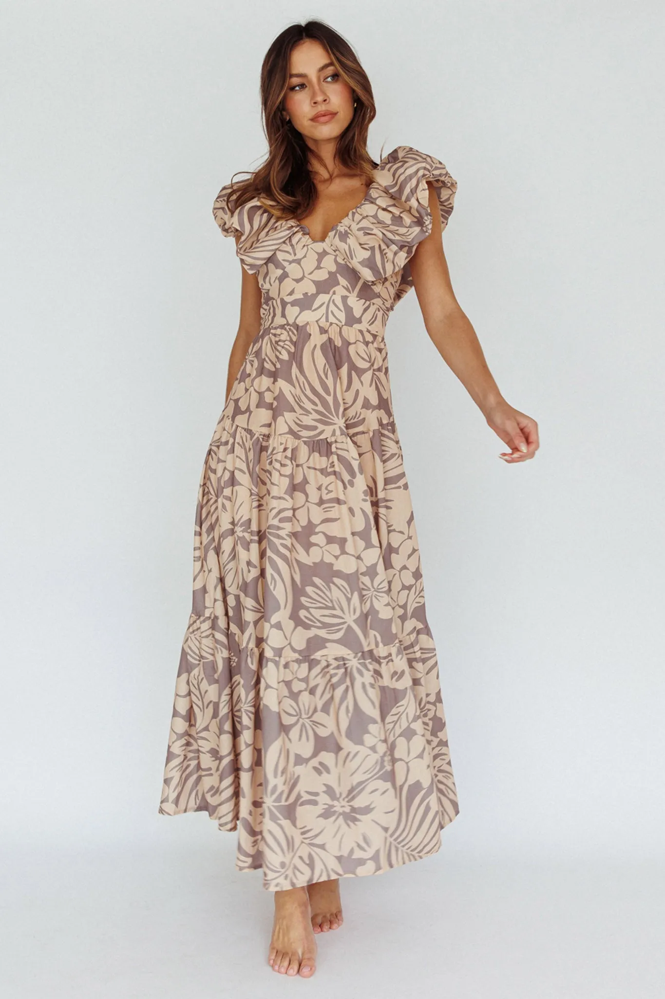 Kahlo Puffed Ruffle Neckline Maxi Dress Print Beige