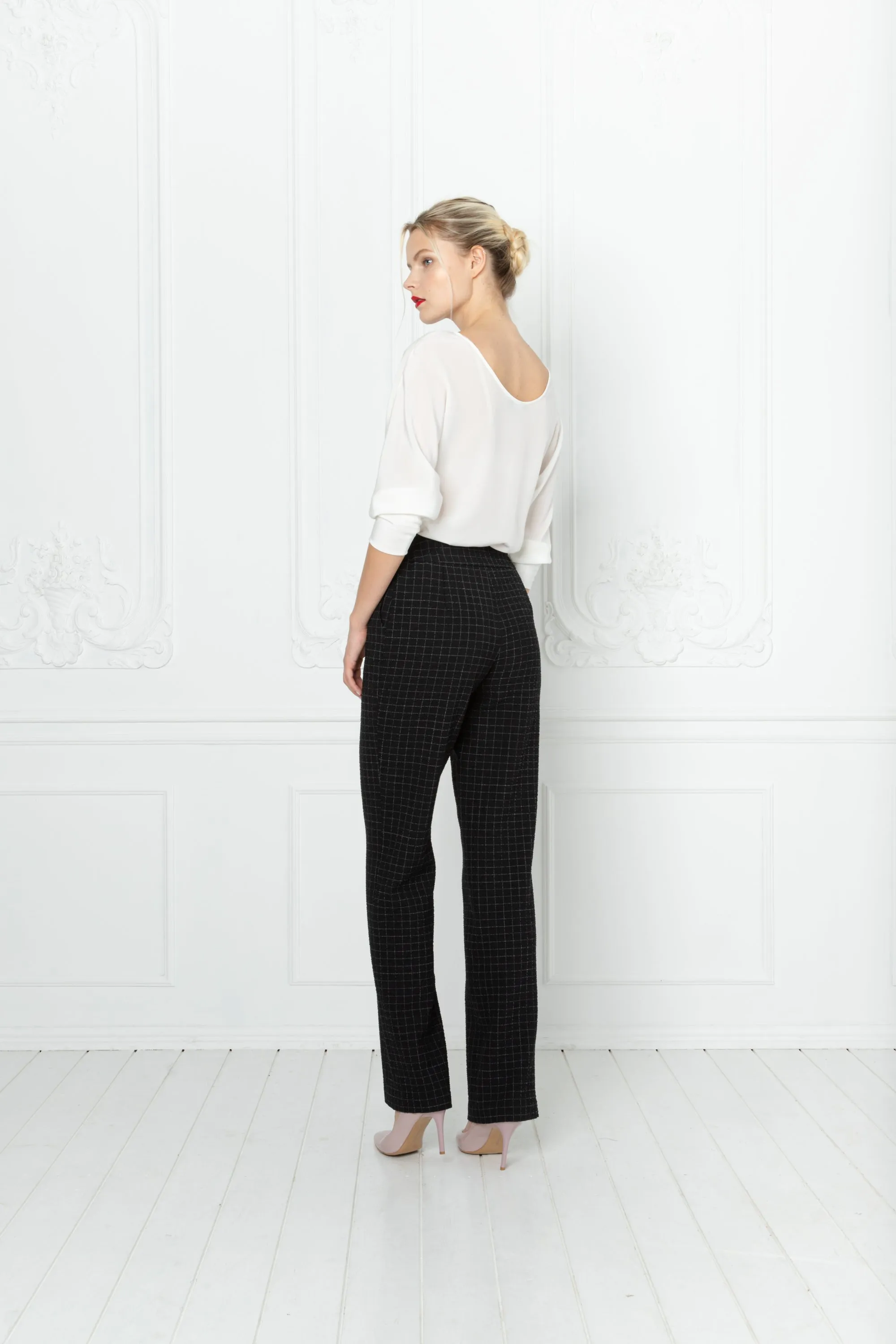 LIPARIS BLACK WOOL SEERSUCKER CLASSICAL PANTS