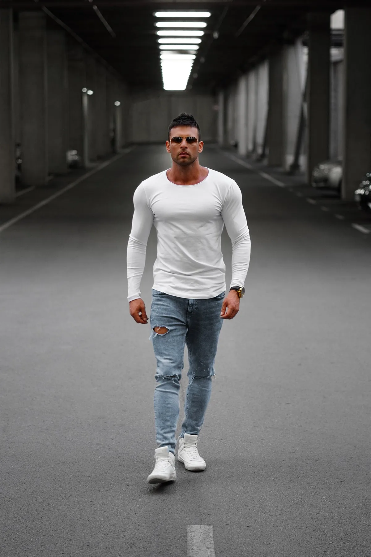 Men's Plain White Scoop Neck Long Sleeve T-shirt