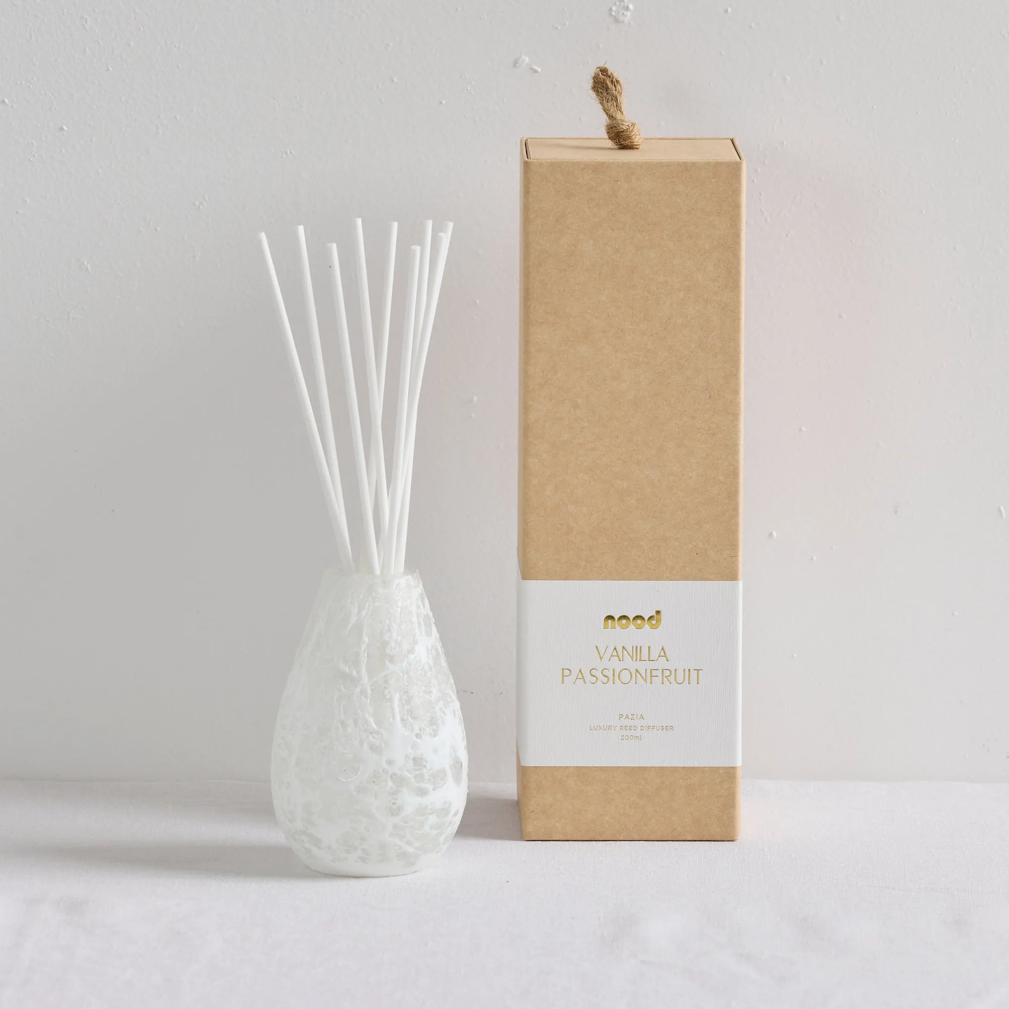 Pazia Oil Diffuser - White - Vanilla Passionfruit