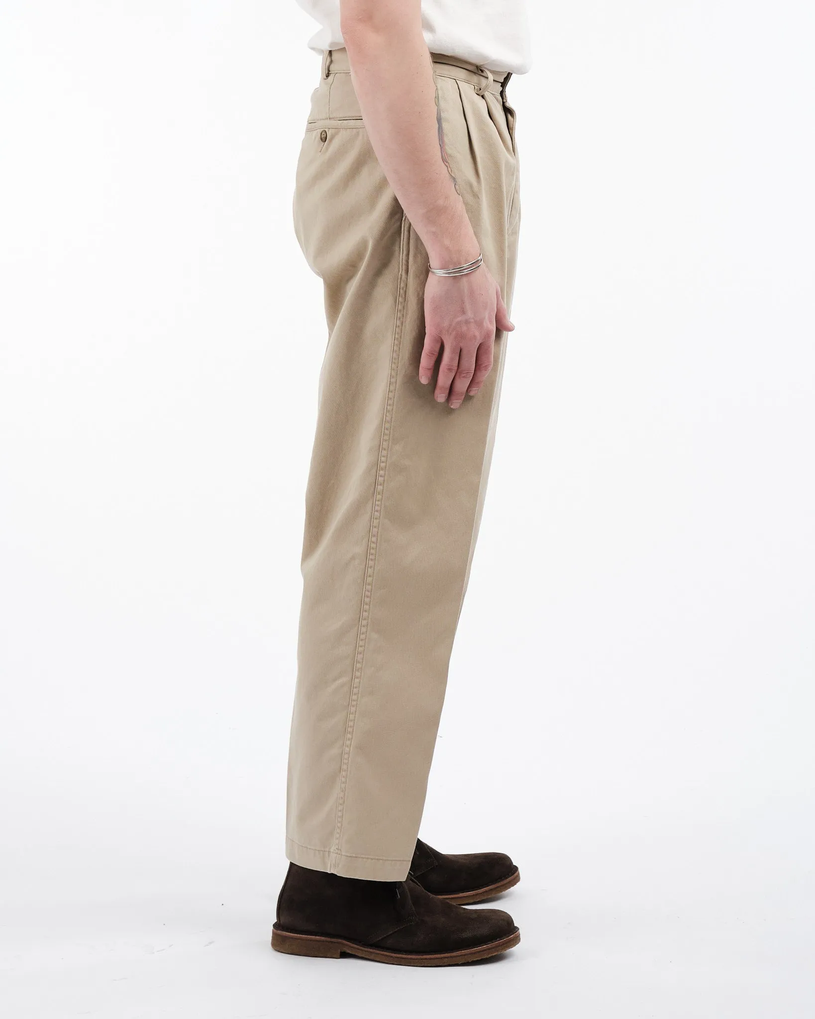 TWO TUCK WIDE TROUSERS KHAKI